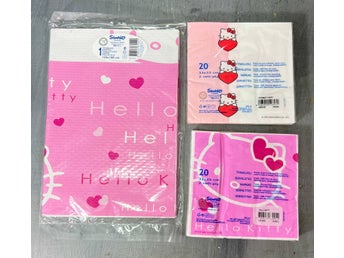 HELLO KITTY KALAS 1 DUK och 2 PAKETER SERVETTER OANVÄNDA / NYA - FRAKTFRI
