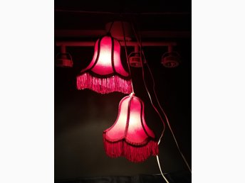 RETRO lampskärmar 2 st fönst.. (421800782) ᐈ retro röd lampa ljusröramartur