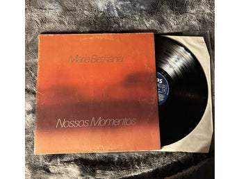 Maria Bethânia – Nossos Momentos