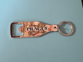 Prague Nyckelring ölöppnare 9 cm lång (Lager låda 1)