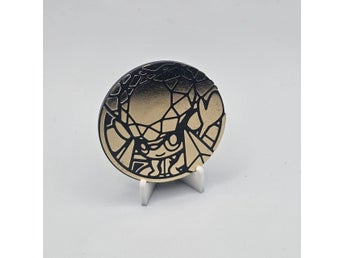 Diancie Gold Mirror Coin / Mynt, Phantasmal Flames 2025