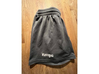 Kempa women mörkgråa shorts, storlek Large