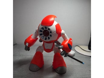 I-QUE Robot