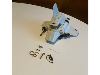 Star Wars Kenner rymdskepp + Yodas käpp och orm samt pistoler mm