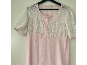 RETRO VINTAGE Rosa blommig klänning