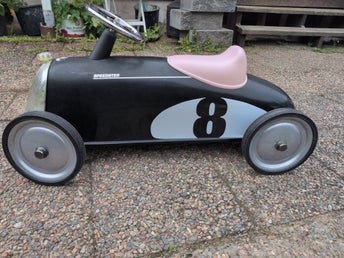 Baghera Rider Noir Sparkbil i plåt (Ref 836) – NYSKICK!
