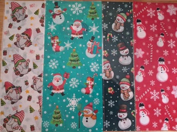 24 stycken Julpåsar i mixade färger. Adventskalender. 27,5x12cm