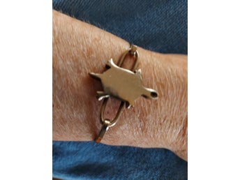 Armband SKÖLDPADDA Silvrig metall omkrets ca 16 cm