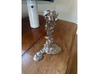 Pols Potten, Ljusstake i metall, 25 cm, drip, köpt på Artilleriet