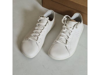 barfotasko, geo court IV M, bright white leather, skor, ord.pris ca 1499kr STL40