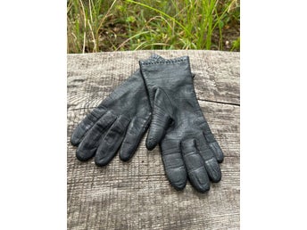 Svarta skinnhandskar, storlek 7