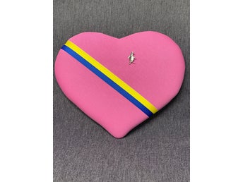 Märkestavla för simmärken/smycken mellanrosa/Heja Sverige