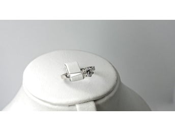 Vacker vintage diamant ring i äkta 18k vitguld med 0,40ct diamant, 17,7mm