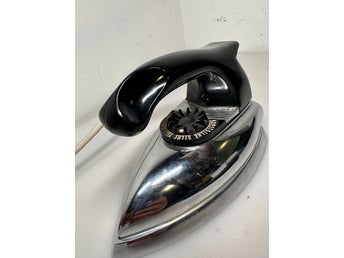 Vintage ELEKTRO HELIOS Strykjärn Modell NR20412 Bakelithandtaget Inredning