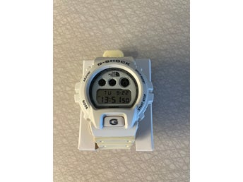 Supreme × The North Face × Casio G-Shock DW-6900NS – fungerande