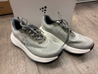 Craft pacer löparsko i strl 45 3/4nu 799kr ord 1400kr