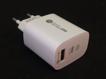 iPhone & Samsung Snabbladdare Strömadapter 5V USB-C & USB-A Portar