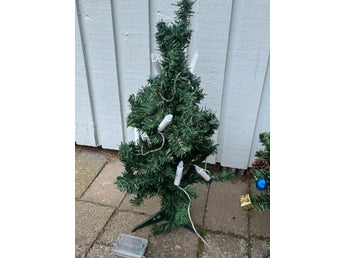 Julgran med ljus