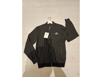 SikSilk svart tröja stl: M - HELT NY MED TAGS!!!