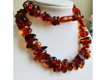 Naturlig baltisk bärnsten/Amber collier med bärnstenslås