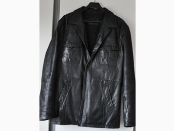 Svart skinnjacka i kavajmodell stl XL (397225006) ᐈ Köp på Svart skinnjacka i kavajmodell stl XL (397225006) ᐈ Köp på