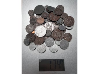 Ca 175 gram mynt Sverige och Danmark, enstaka finska.