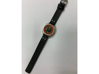 BARNKLOCKA CLUB SCANDINAVIA PRIS 299kr