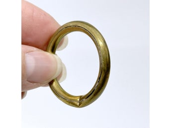 310gardintillbehör Xst antik liten 35mm GARDINRING X plåt mässing ihålig ring
