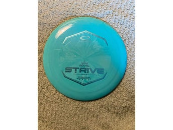 GRAND ROYAL STRIVE - LATITUDE 64
