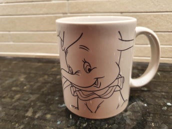 DUMBO LINE MUGG Merchandise Mug Disney Den Flygande Elefanten