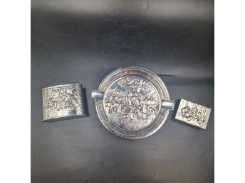 Antikt rökarset / bordset i silverplätering – Vackra reliefmotiv (3 delar)