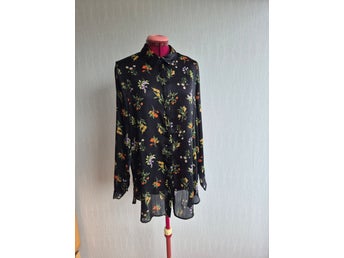 Primark svart skjorta, storlek EUR 42