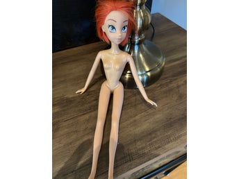 Witch Docka med rött hår