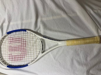 Wilson Ultra Team 100 tennisracket