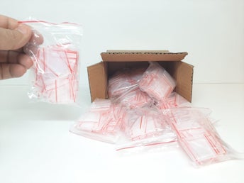 1000 st Blixtlåspåsar 30x30mm (Zippåsar Blixtpåsar Plastpåsar plast påsar zip)