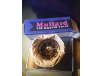 1950-tal Mullard ECH21 Elektronrör i originalförpackning