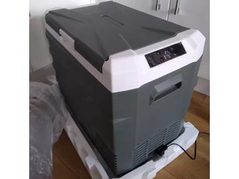 45L -20°C till 20°C Bärbart kompressorkylskåp med uppfällbar dörr, bilkylskåp