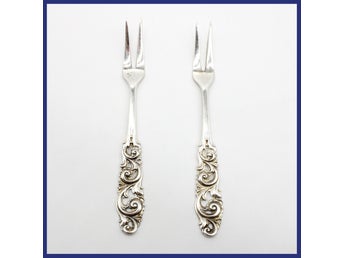 Gafflar, 830 silver, 2 stycken (vikt 14,32g, längd 10cm)