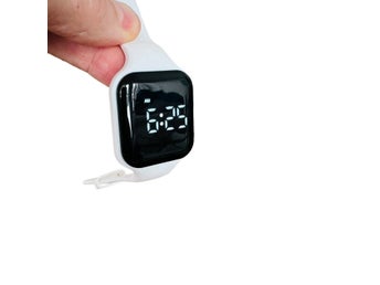 Laddbar LED Klocka Vit Silikonband Barnklocka Vibrerande Alarm Tid USB Laddbar