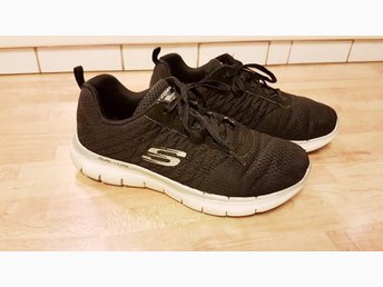 skechers med memory foam