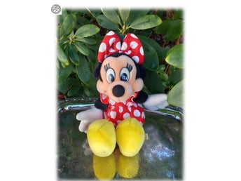 Mimmi Minnie Mouse Disneyland etikett mjukdjur gosedjur kramdjur Disney