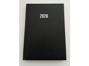 Oanvänd 2026 kalender A5 – 320 sidor