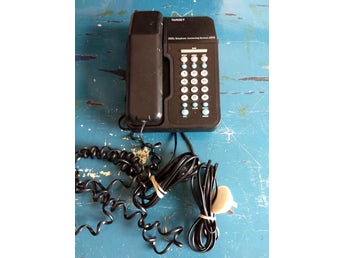 Telefon TARGET TA-314 med knapptryckning och kassett