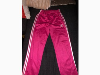 adidas byxor med rosa ränder adidas byxor med rosa ränder