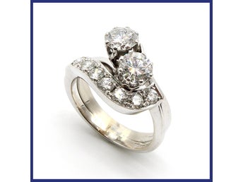 Ring, 18K vitguld, syskon/sidostenar, naturliga diamanter (1,75ctv, stl 16,9mm)