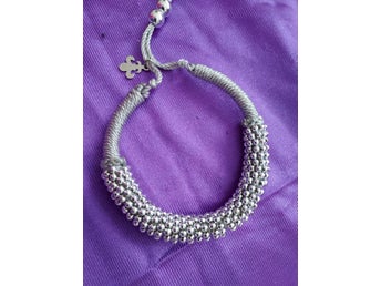 Armband GRÅTT/SILVER handarbete D 7 cm !