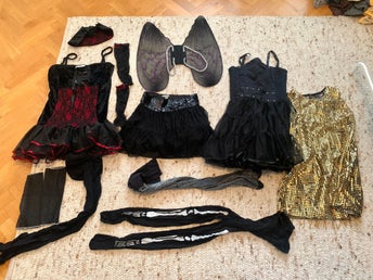 Blandade maskerad kläder strl 146/ 152 Halloween utklädningskläder