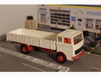 dinky toys mercedes benz lp 1920