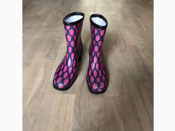 Marimekko gummistövlar, 39 (420923105) ᐈ Köp på Tradera Marimekko gummistövlar, 39 (420923105) ᐈ Köp på Tradera