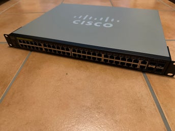 Cisco Catalyst SG350X-48MP Switch 48-portars PoE Gigabit Swtich